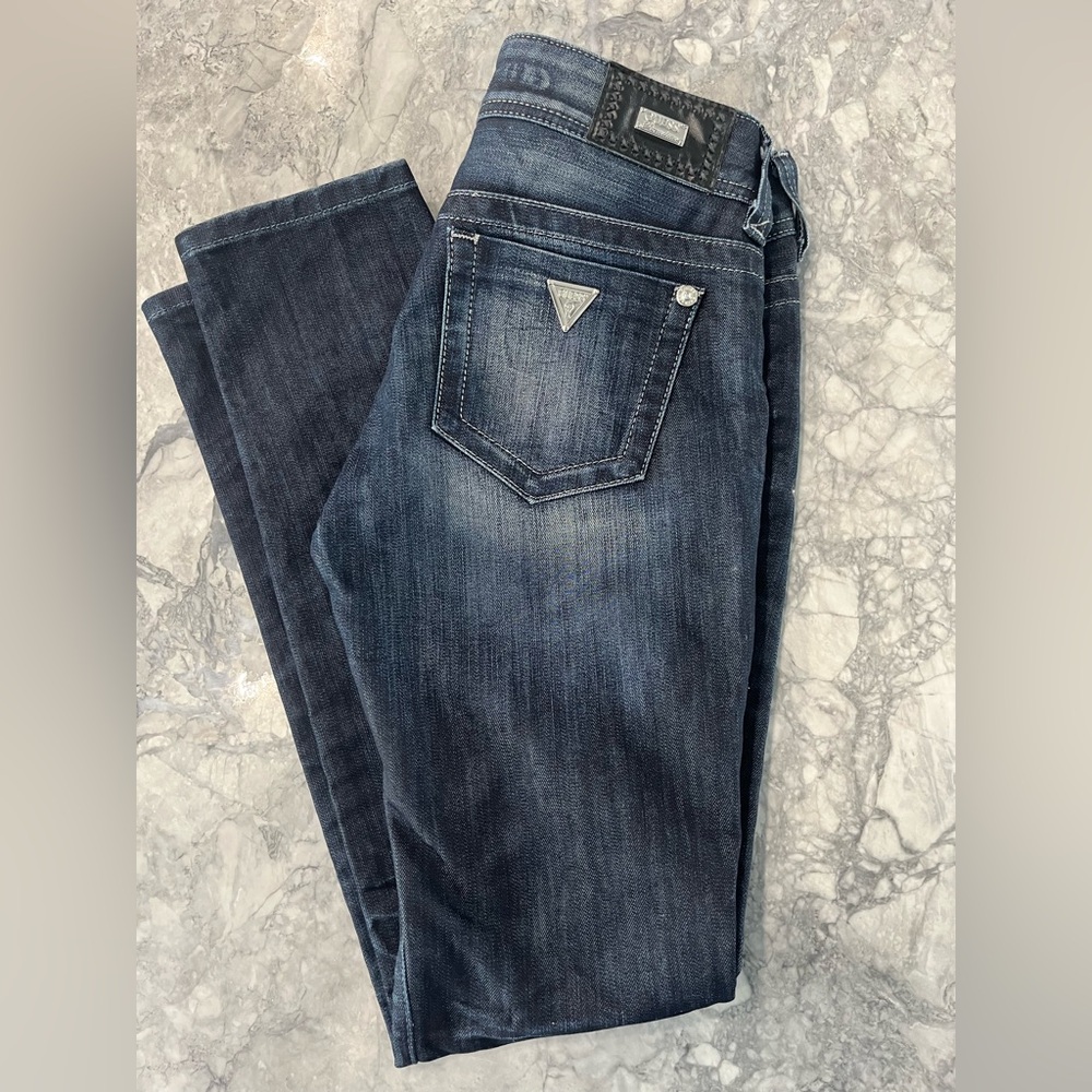 Guess Premium Jeans ladies 27 NWOT
daredevil skinny legs stretch
